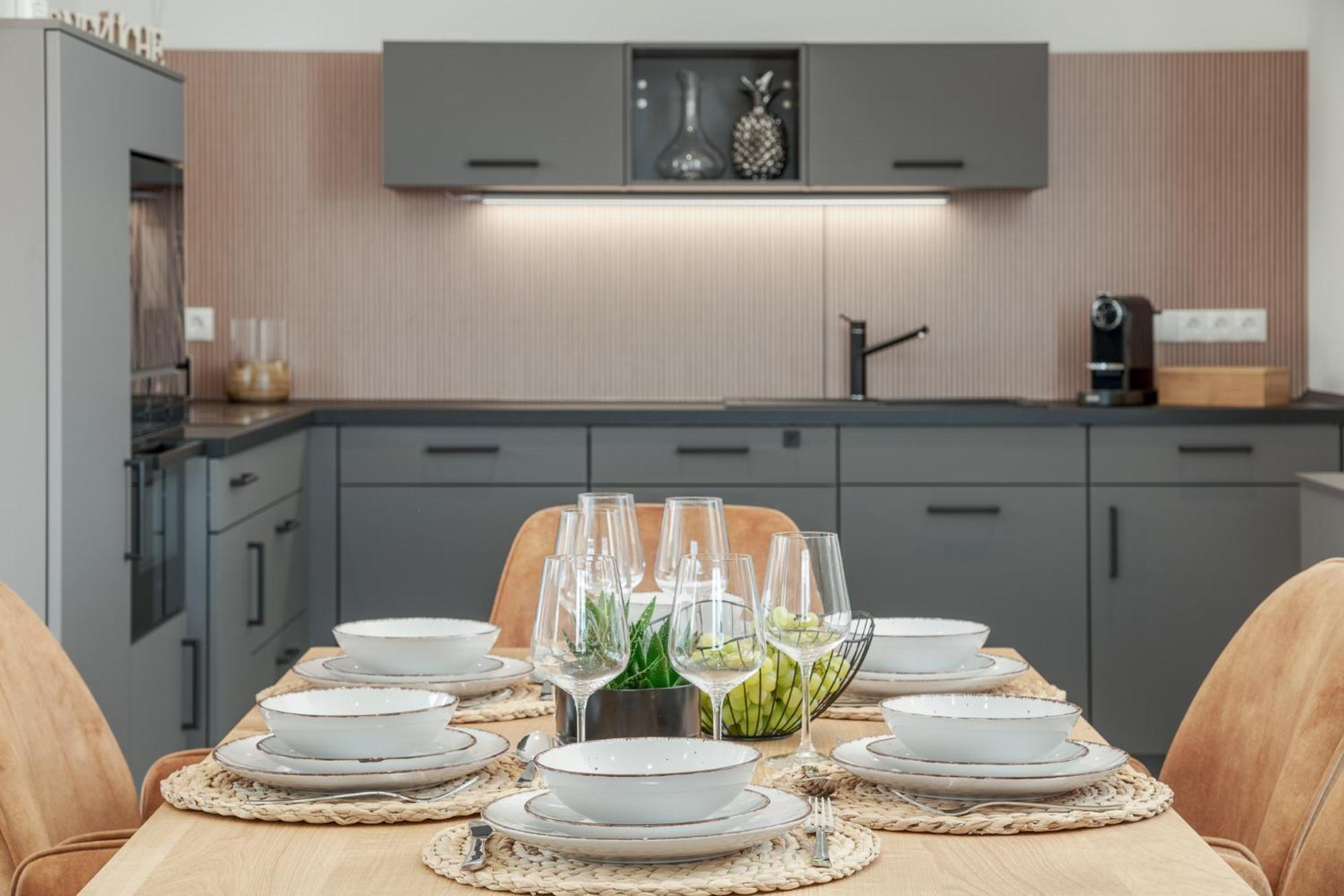 Apartment Fenjoy: Ferienapartment In Neubau / Balkon / Bbq Bernau am Chiemsee