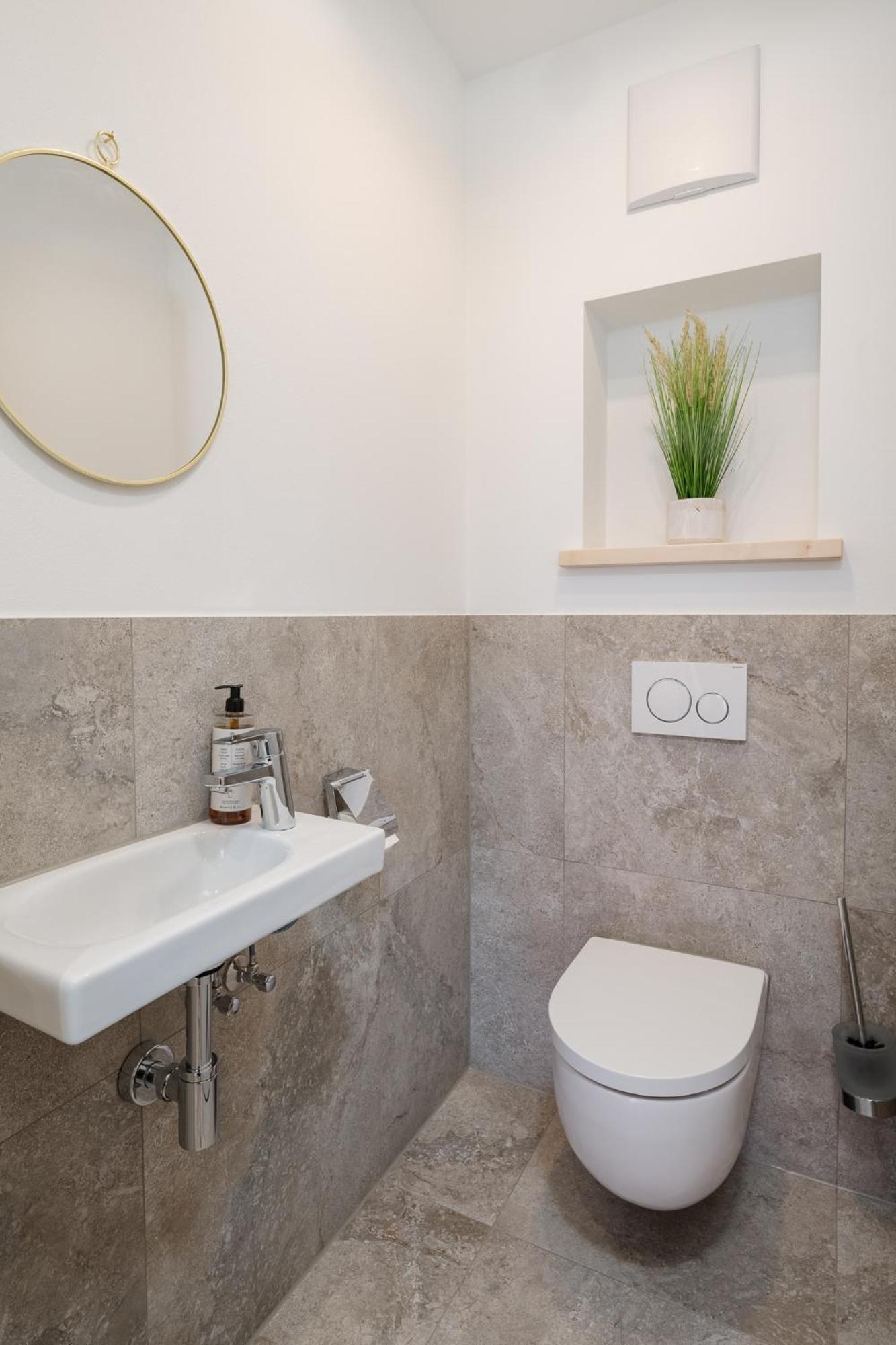 Fenjoy: Ferienapartment In Neubau / Balkon / Bbq *